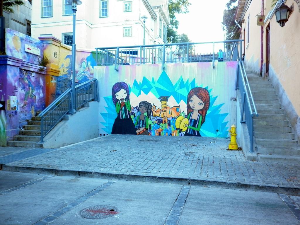 Hotel Ecomusic Valparaiso Bagian luar foto